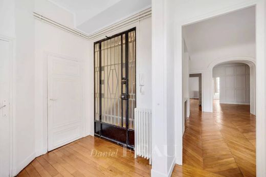 Apartment in Versailles, Yvelines