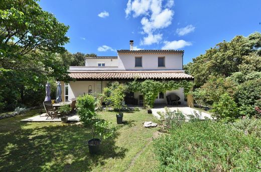 Villa in Uzès, Gard