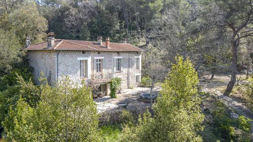 Luxus-Haus in Mougins, Alpes-Maritimes