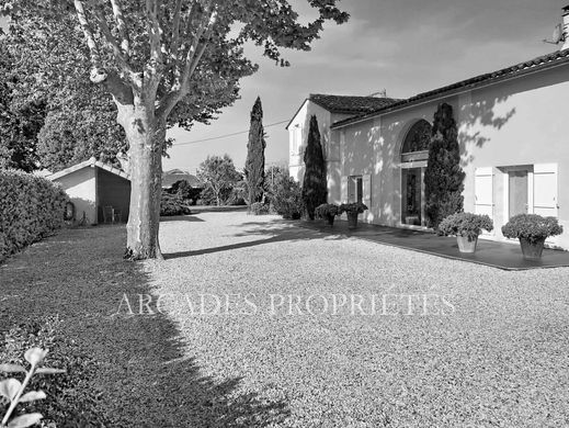 Luxury home in Saint-Aubin-de-Branne, Gironde