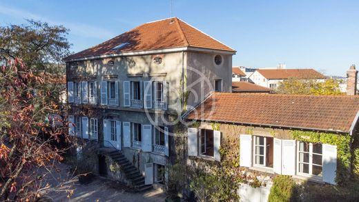 Πολυτελή κατοικία σε Oullins, Rhône