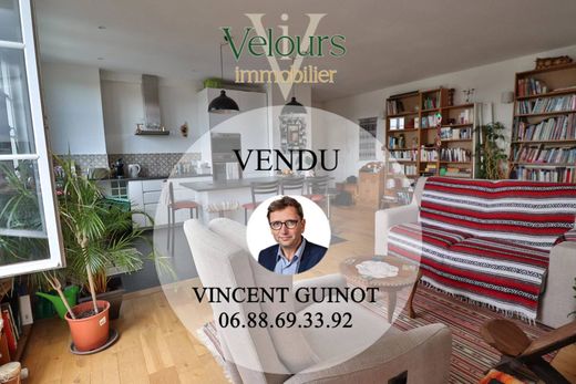 Apartment in Saint-Germain-en-Laye, Yvelines