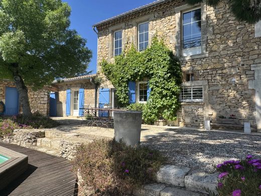 호화 저택 / Nîmes, Gard