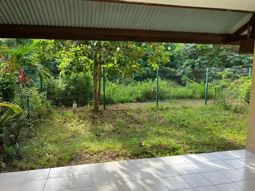 Apartment in Rémire-Montjoly, Arrondissement de Cayenne
