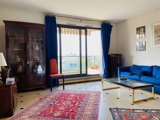 Διαμέρισμα σε Monceau, Courcelles, Ternes, Paris