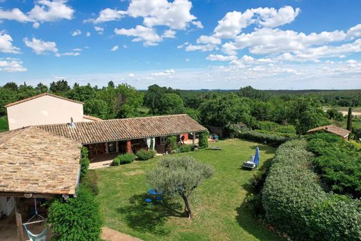 Элитный дом, Uzès, Gard