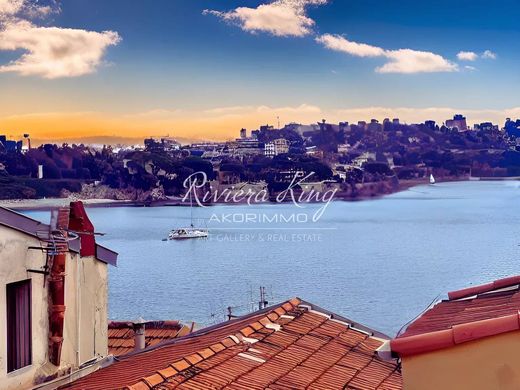 Villefranche-sur-Mer, Alpes-Maritimesのアパートメント