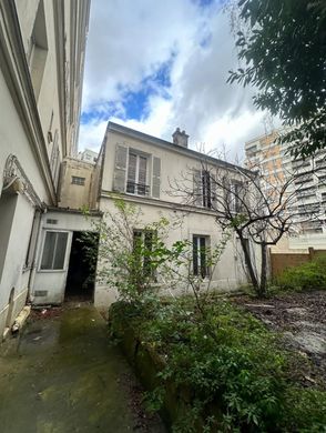 Appartamento a Buttes-Chaumont, Villette, Bas Belleville, Parigi