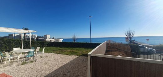 Appartement à Villeneuve-Loubet, Alpes-Maritimes