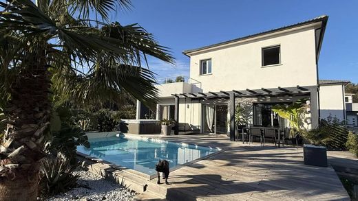 Villa in Santa-Lucia-di-Moriani, Upper Corsica