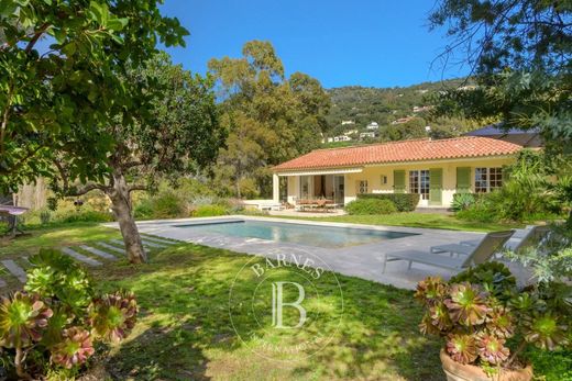 Villa in Rayol-Canadel-sur-Mer, Var
