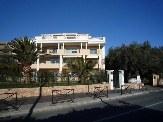 아파트 / Saint-Laurent-du-Var, Alpes-Maritimes