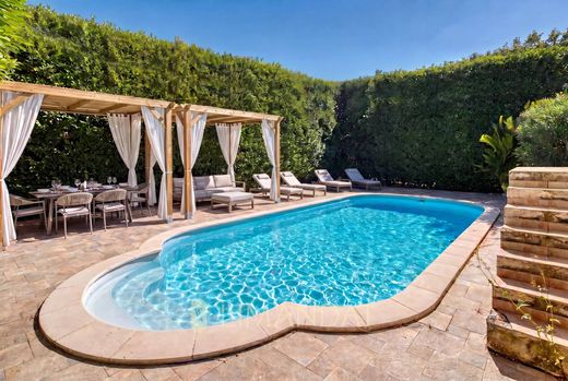 Villa en Roquebrune-Cap-Martin, Alpes Marítimos