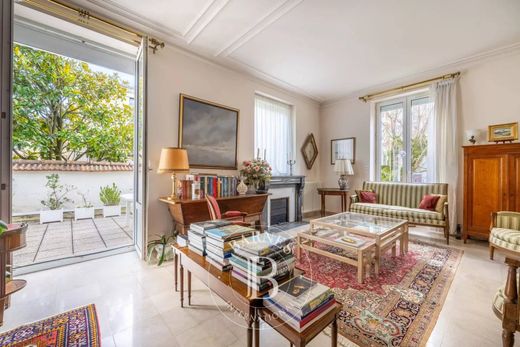 Luxury home in Versailles, Yvelines