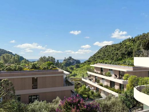 Apartment / Etagenwohnung in Èze, Alpes-Maritimes