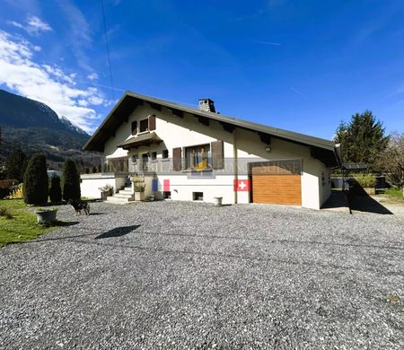 Scionzier, Haute-Savoieの高級住宅