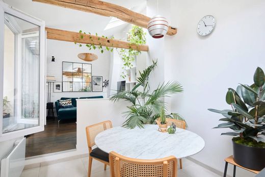 サンジェルマン、オデオン、マネ, Parisのアパートメント