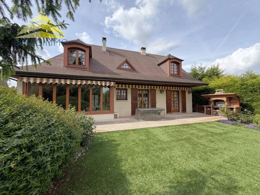 Luksusowy dom w Mandres-les-Roses, Val-de-Marne