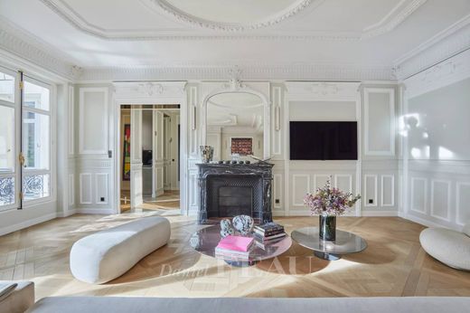 ﺷﻘﺔ ﻓﻲ Champs-Elysées, Madeleine, Triangle d’or, Paris