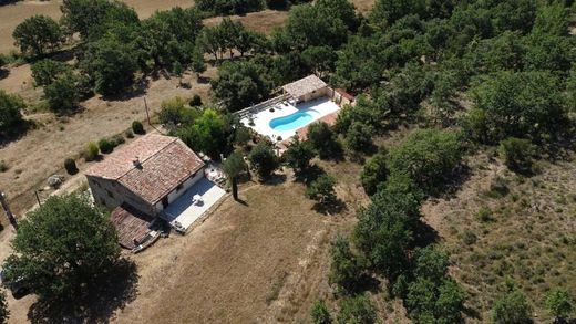 Luxury home in Châteaudouble, Var