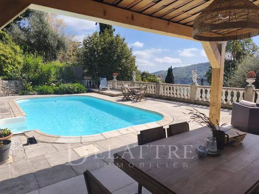 Luxus-Haus in Châteauneuf-Grasse, Alpes-Maritimes