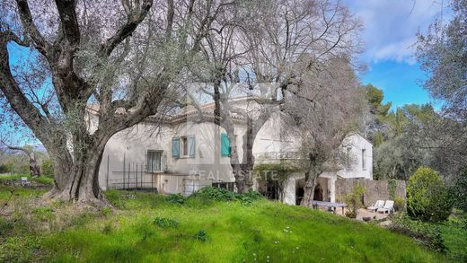 Luxe woning in Mougins, Alpes-Maritimes