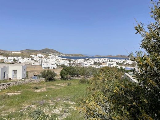 ‏קרקע ב  Páros, האיים הקיקלאדיים