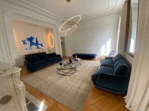 ‏דירה ב  Paris 08 Élysée, Paris