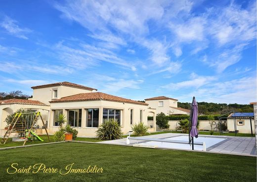 Villa in Marignane, Bouches-du-Rhône