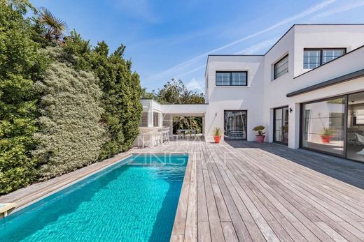 Luxury home in La Teste-de-Buch, Gironde
