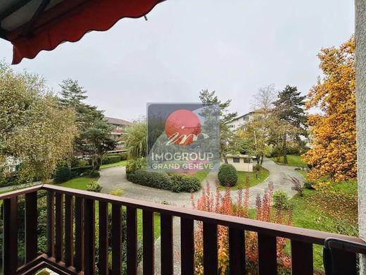 Vésenaz, Genevaのアパートメント