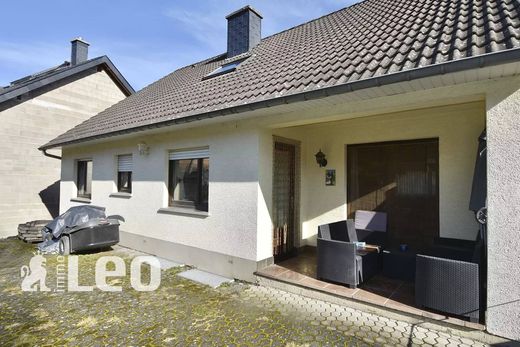 Luxury home in Troisvierges, Clervaux