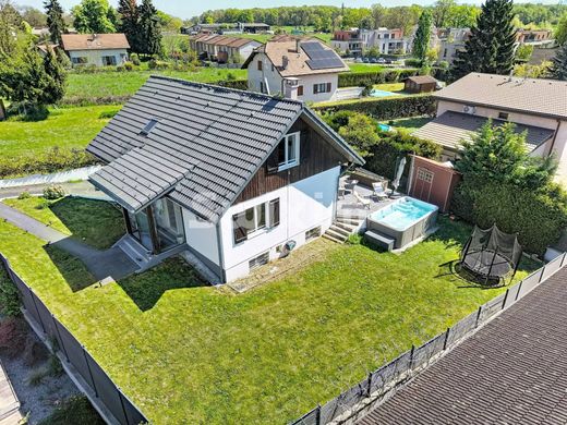 Maison de luxe à Ornex, Ain