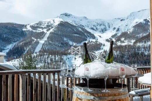 Chalet in Auron, Alpes-Maritimes