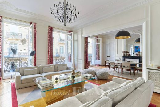 Apartment / Etagenwohnung in Monceau, Courcelles, Ternes, Paris