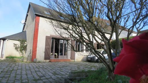 Casa di lusso a Hermeray, Yvelines