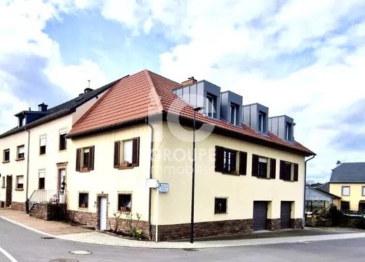 Двухуровневые апартаменты, Mertzig, Diekirch