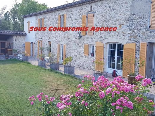 ‏בתים כפריים או חוות ב  Portes-en-Valdaine, Drôme