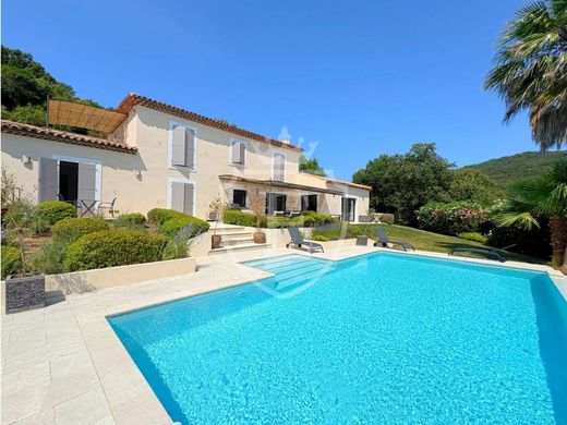 Πολυτελή κατοικία σε Grimaud, Var