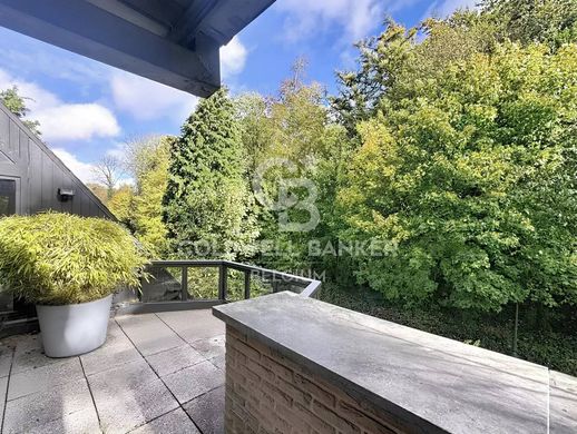Apartment / Etagenwohnung in Uccle/Ukkel, Region Brüssel-Hauptstadt