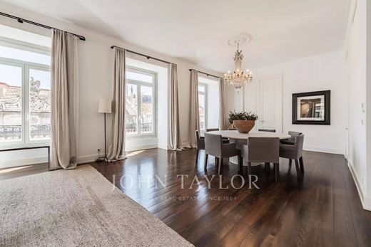 Apartment in Misericórdia, Lisbon