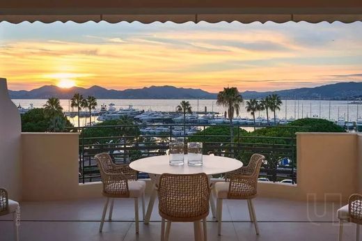 아파트 / 칸, Alpes-Maritimes