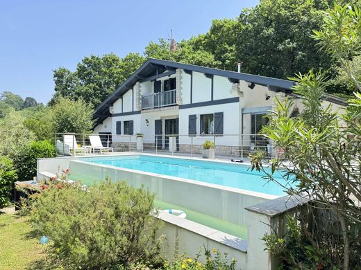 منزل ﻓﻲ Ciboure, Pyrénées-Atlantiques