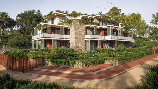 Apartment in La Roquette-sur-Siagne, Alpes-Maritimes