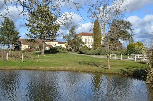Landhaus / Bauernhof in Saint-André-de-Cubzac, Gironde