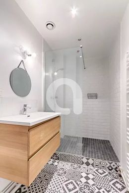 Apartment in Motte-Picquet, Commerce, Necker, Paris