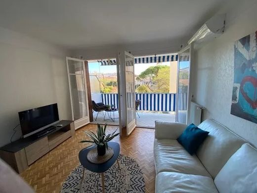 Daire Juan-les-Pins, Alpes-Maritimes