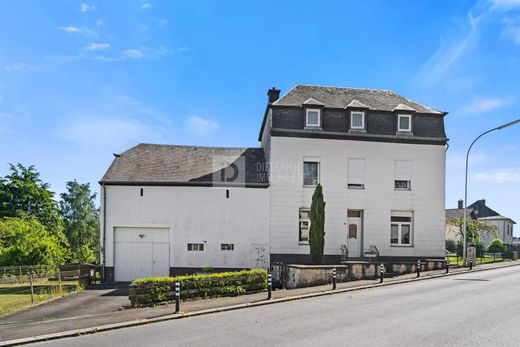 Luxus-Haus in Steinfort, Capellen