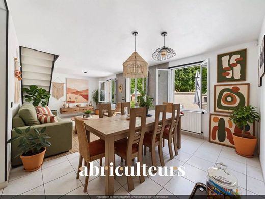 Luxury home in Argenteuil, Val d'Oise