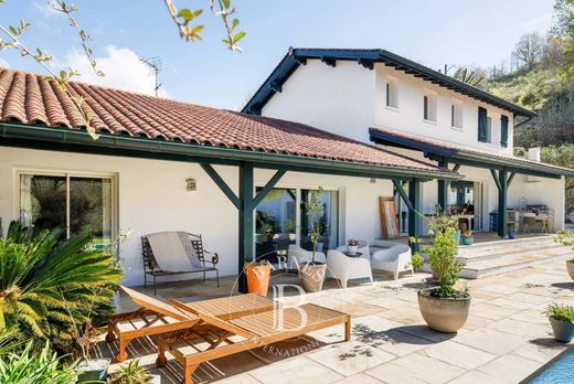 ‏בתי יוקרה ב  Ascain, Pyrénées-Atlantiques